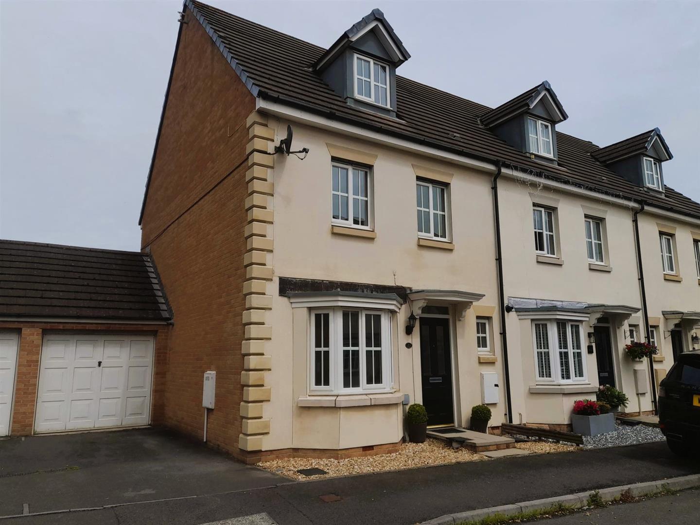 Porth Y Gar, Llanelli, SA14 9TJ